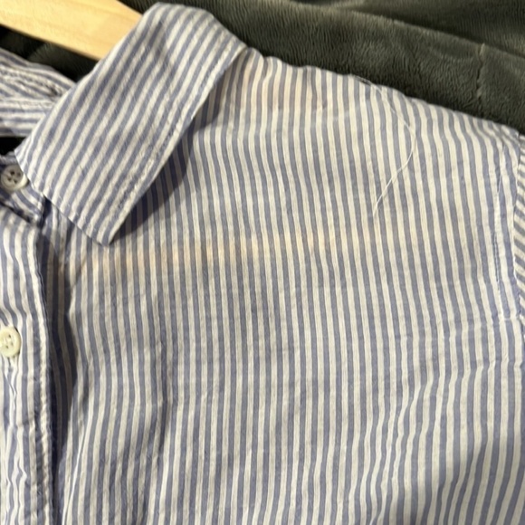 J Crew semisheer cropped button down with attached fabric for bow/tie - Picture 2 of 4